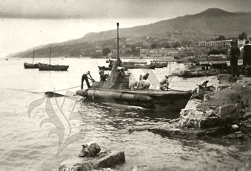 _LItalienisches Mini-U-Boot Repro..jpg