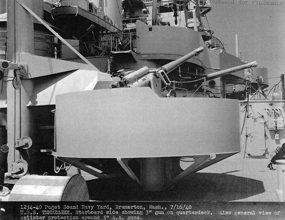 16 July 1940. A great view of the gun shield around the starboard aft 3-inch gun.jpg