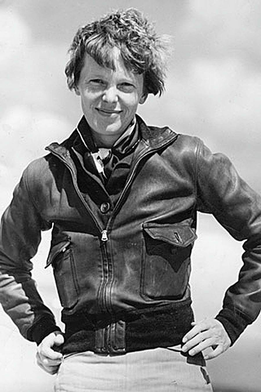 Amelia Earhart - 1936.jpg