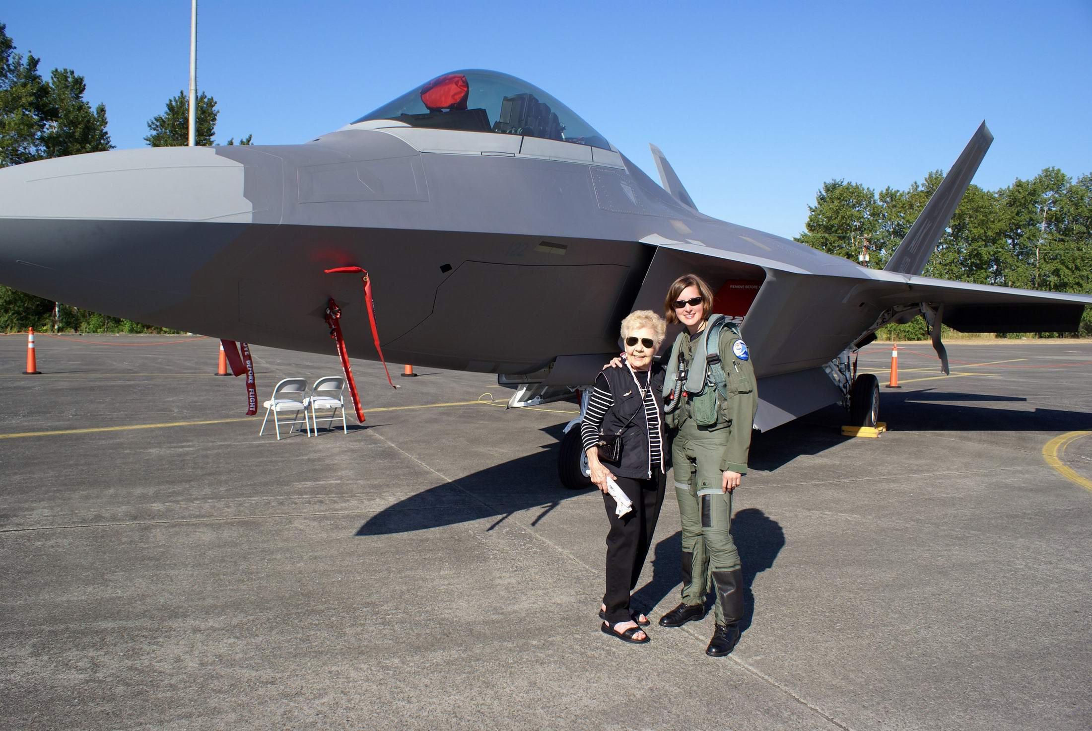 Dorothy Olsen meets with (then) Capt. Jammie Jamieson during the July 2008 airshow at McChord Air Force Base, Wash..jpg