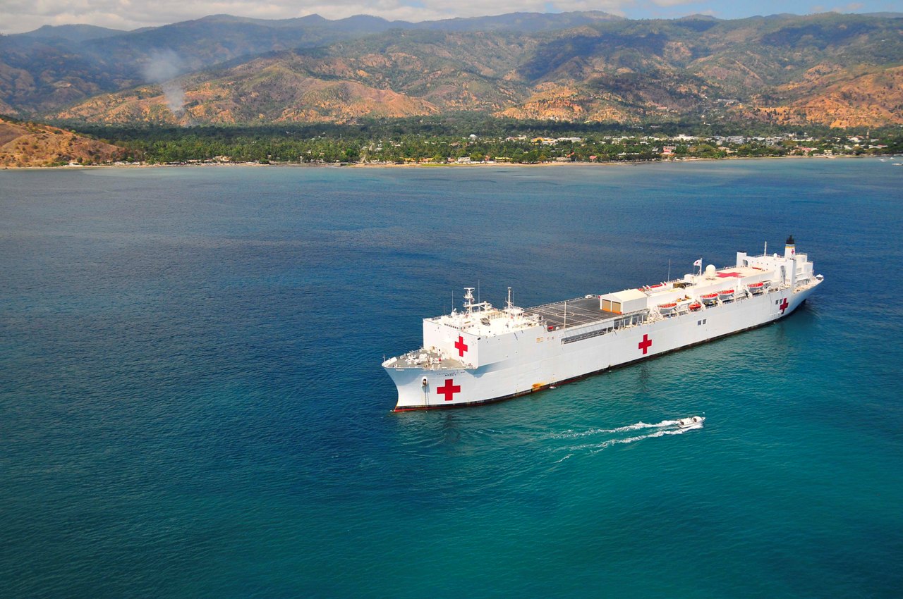 «USNS Mercy».jpg