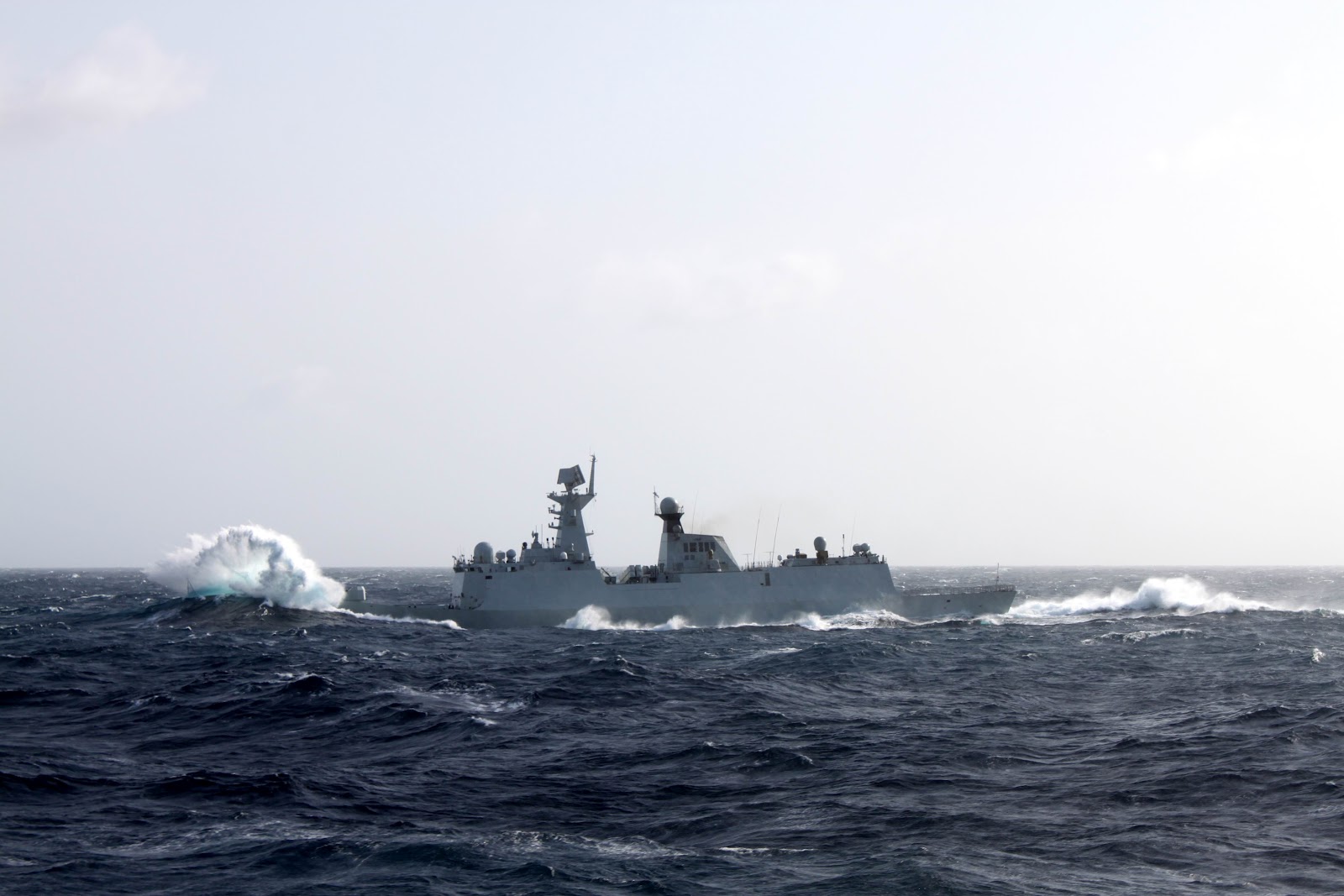 Chinese Type 054A Jiangkai II Class Frigate.jpg