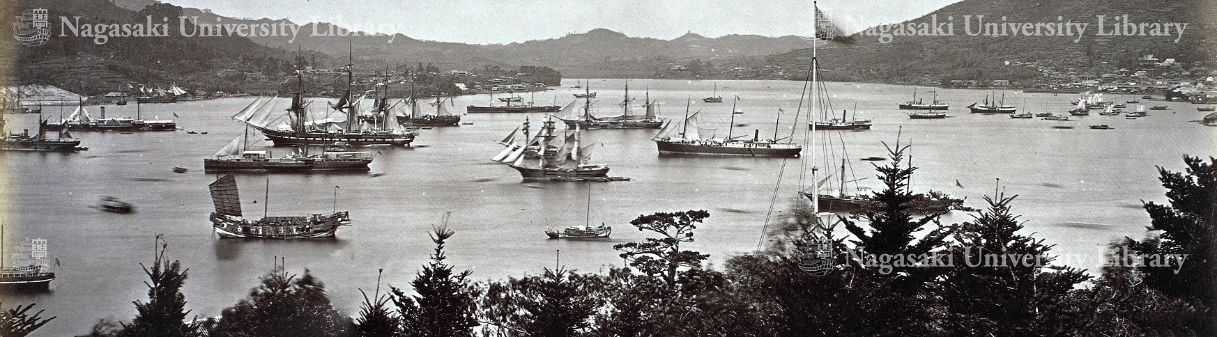 Nagasaki Harbour 1868-1882-1.jpg
