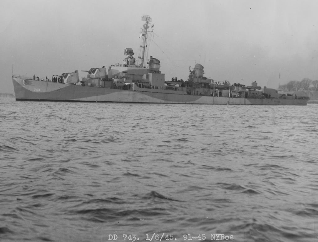 USS SOUTHERLAND (DD-743) - January 6, 1945.jpg