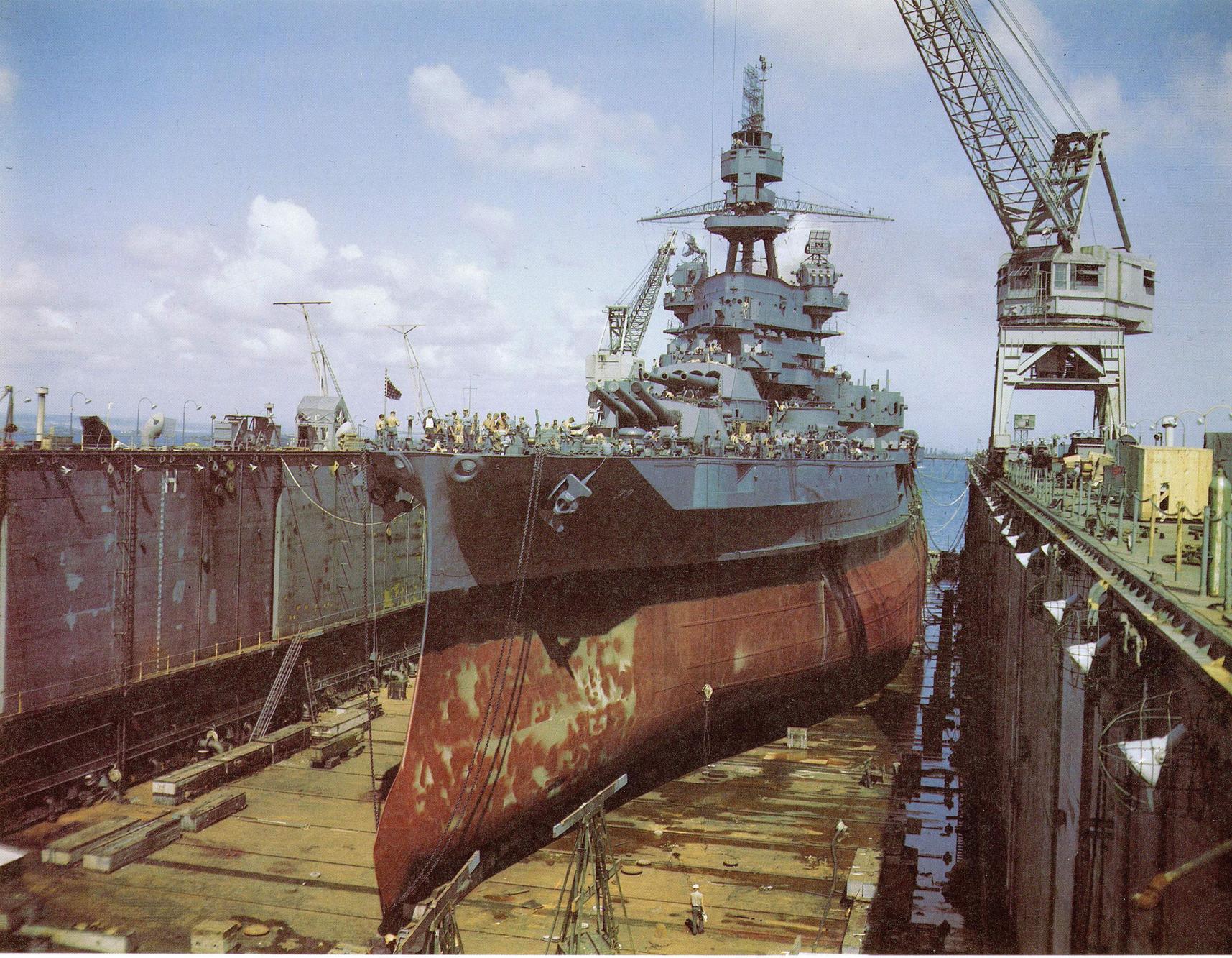 USS Pennsylvania (BB-38) in drydock, October, 1944.jpg