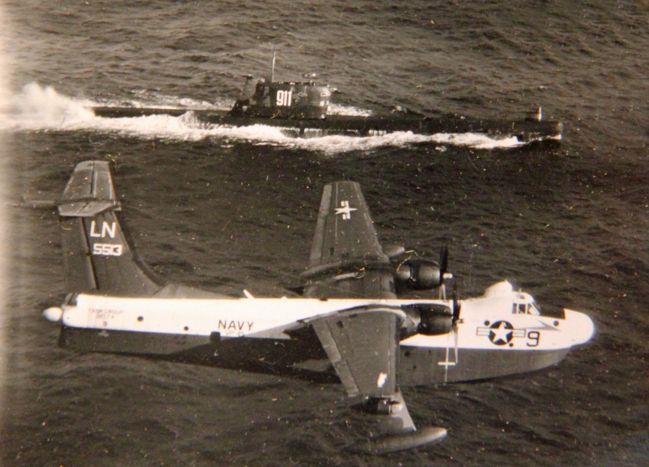 Б-36 и P-5M “Flying Boat”.jpg