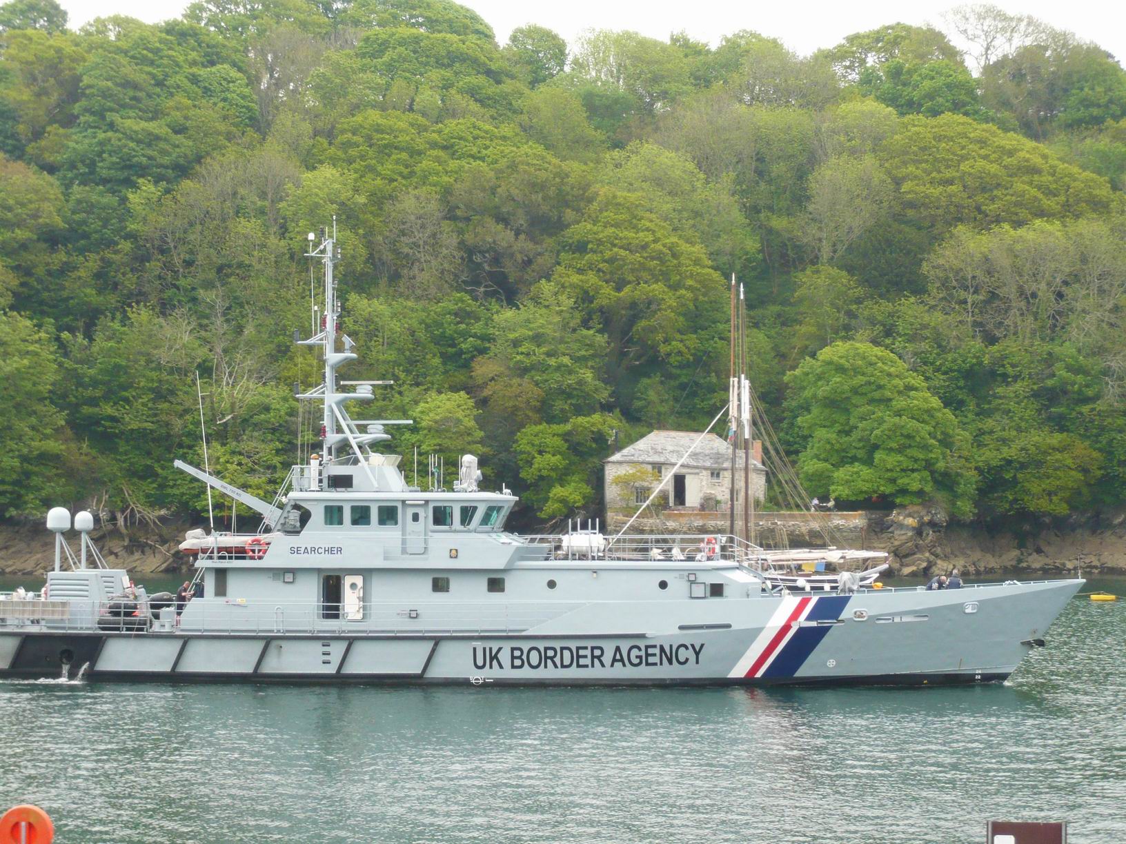 HMC Searcher_River Fowey_1 May 2011.JPG