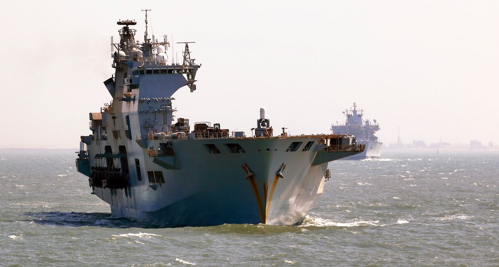 HMS Ocean leaving the Suez Canal.jpg