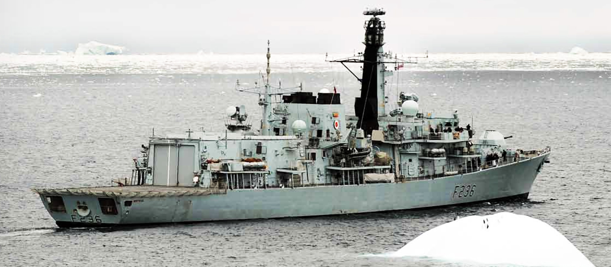 HMS Montrose 2.jpg