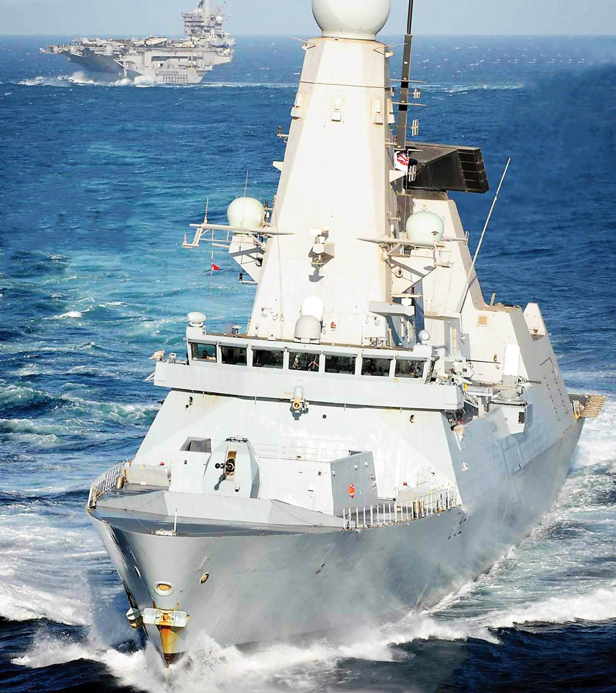 HMS Daring 3.jpg