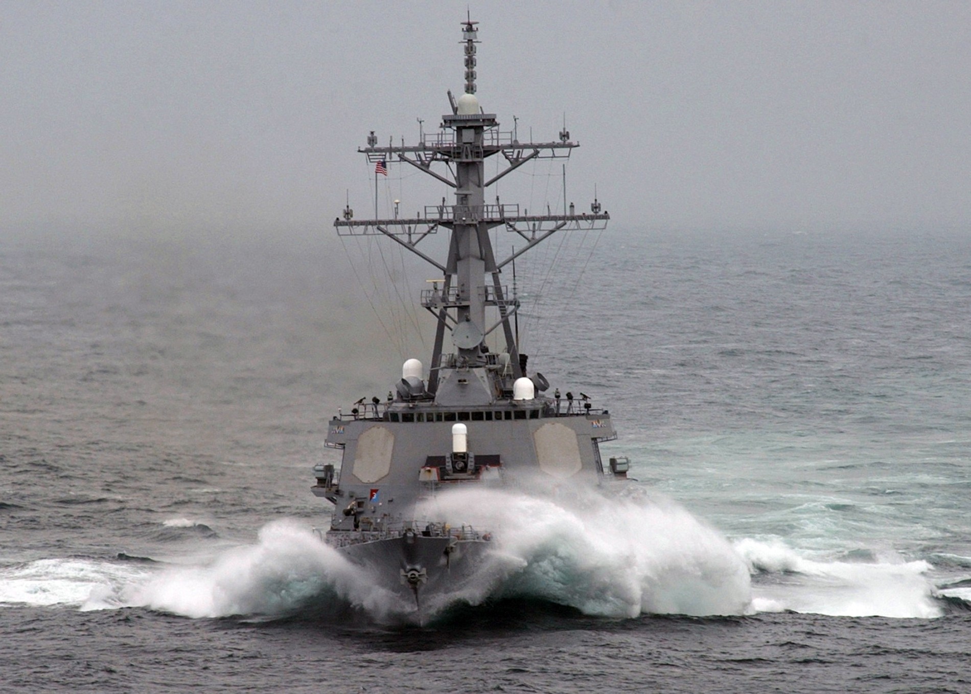 USS_Barry_(DDG_52).jpg