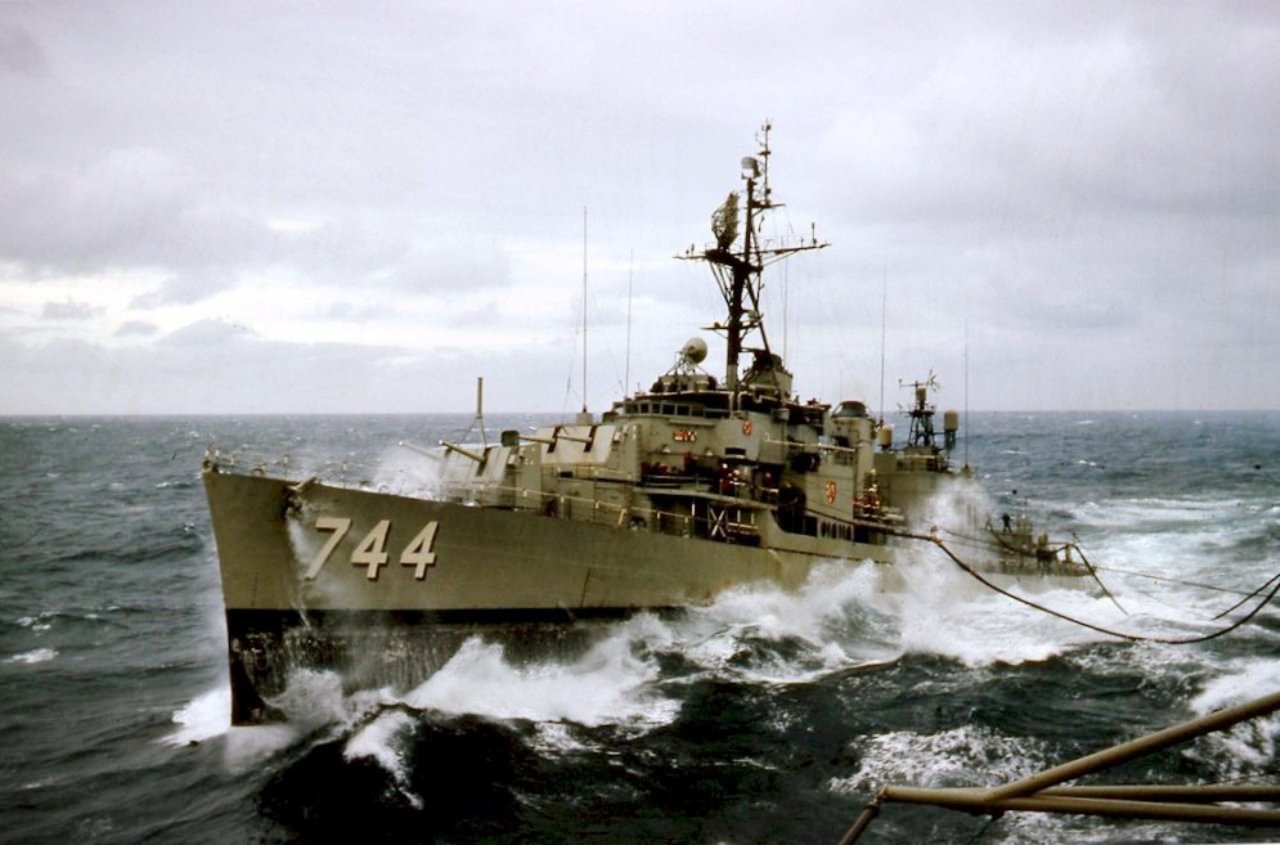 USS Blue DD-744.jpg