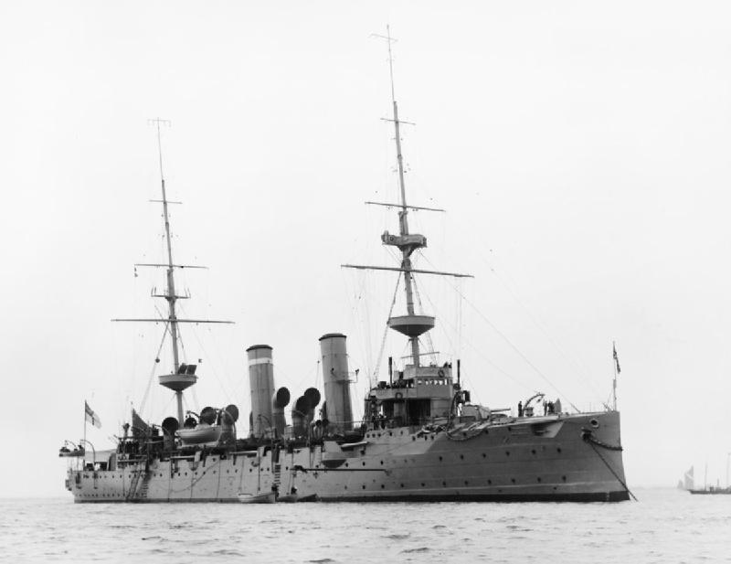 HMS_Dido_(1896)_IWM_Q_038654.jpg