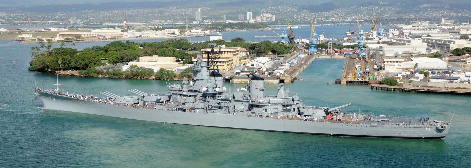 USS Missouri (BB-63) - Pearl Harbor.jpg