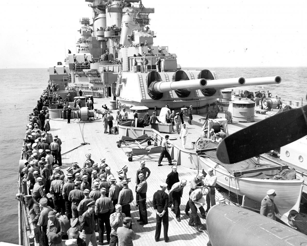 USS Iowa (BB-61) - 1947.jpg