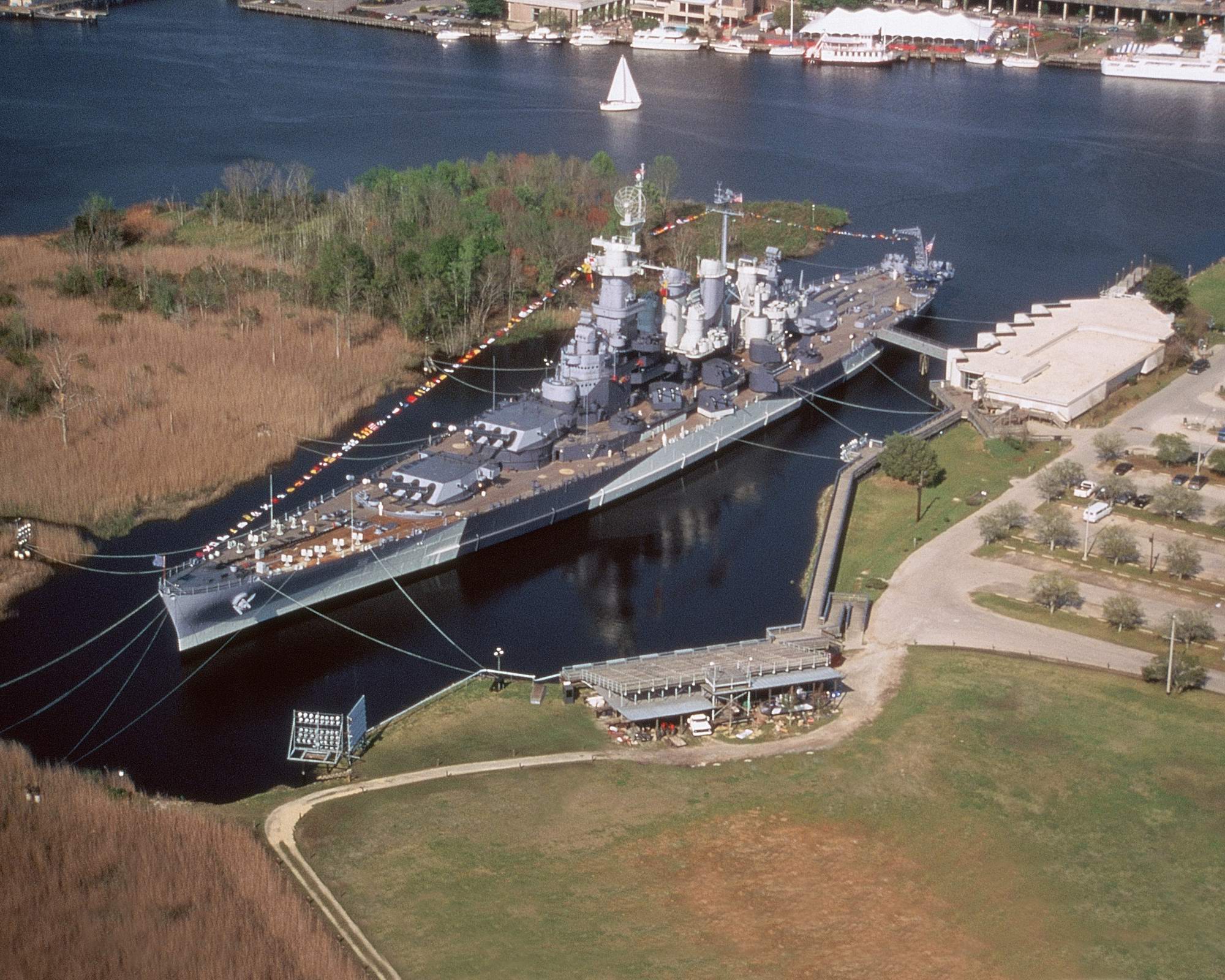USS North Carolina (BB-55) aerial.jpg