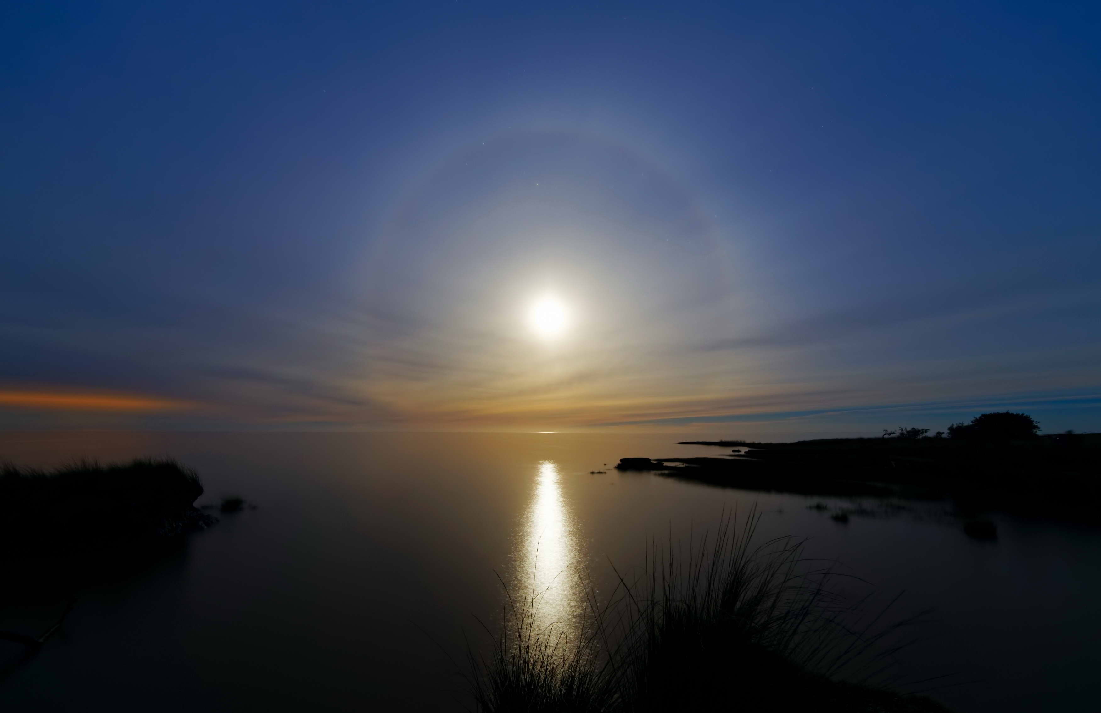 Copy of june22moonhalo_argerich.jpg