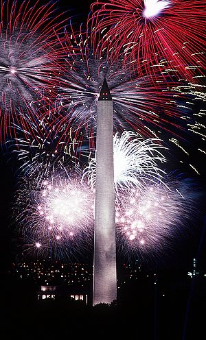 300px-Fourth_of_July_fireworks_behind_the_Washington_Monument,_1986.jpg