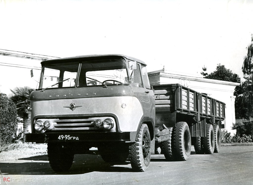 kaz-608b-717 1968.jpg