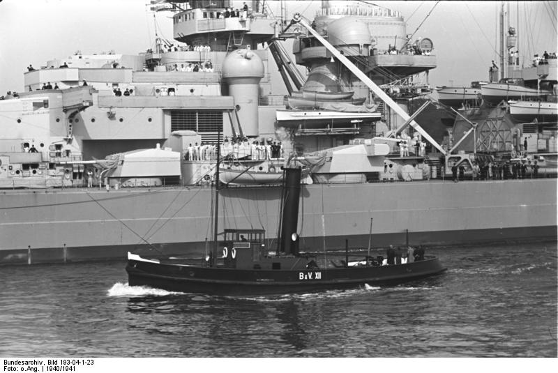 Bundesarchiv_Bild_193-04-1-23,_Schlachtschiff_Bismarck.jpg