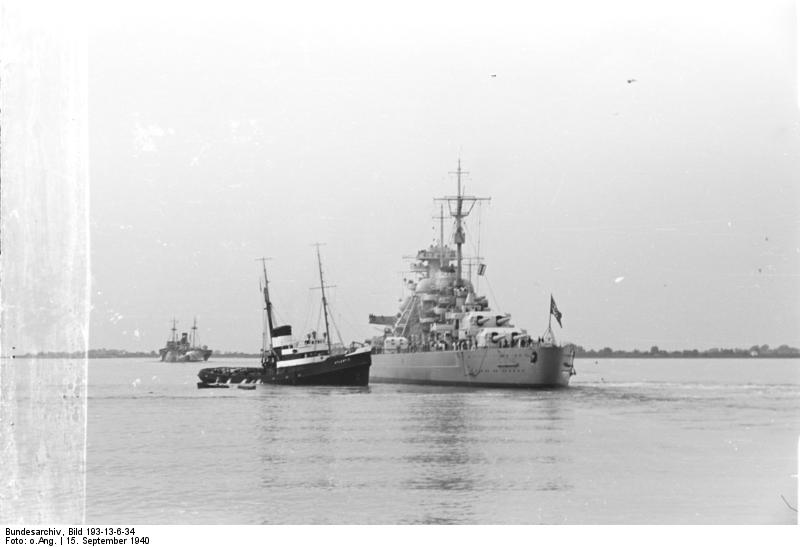 Bundesarchiv_Bild_193-13-6-34,_Schlachtschiff_Bismarck.jpg