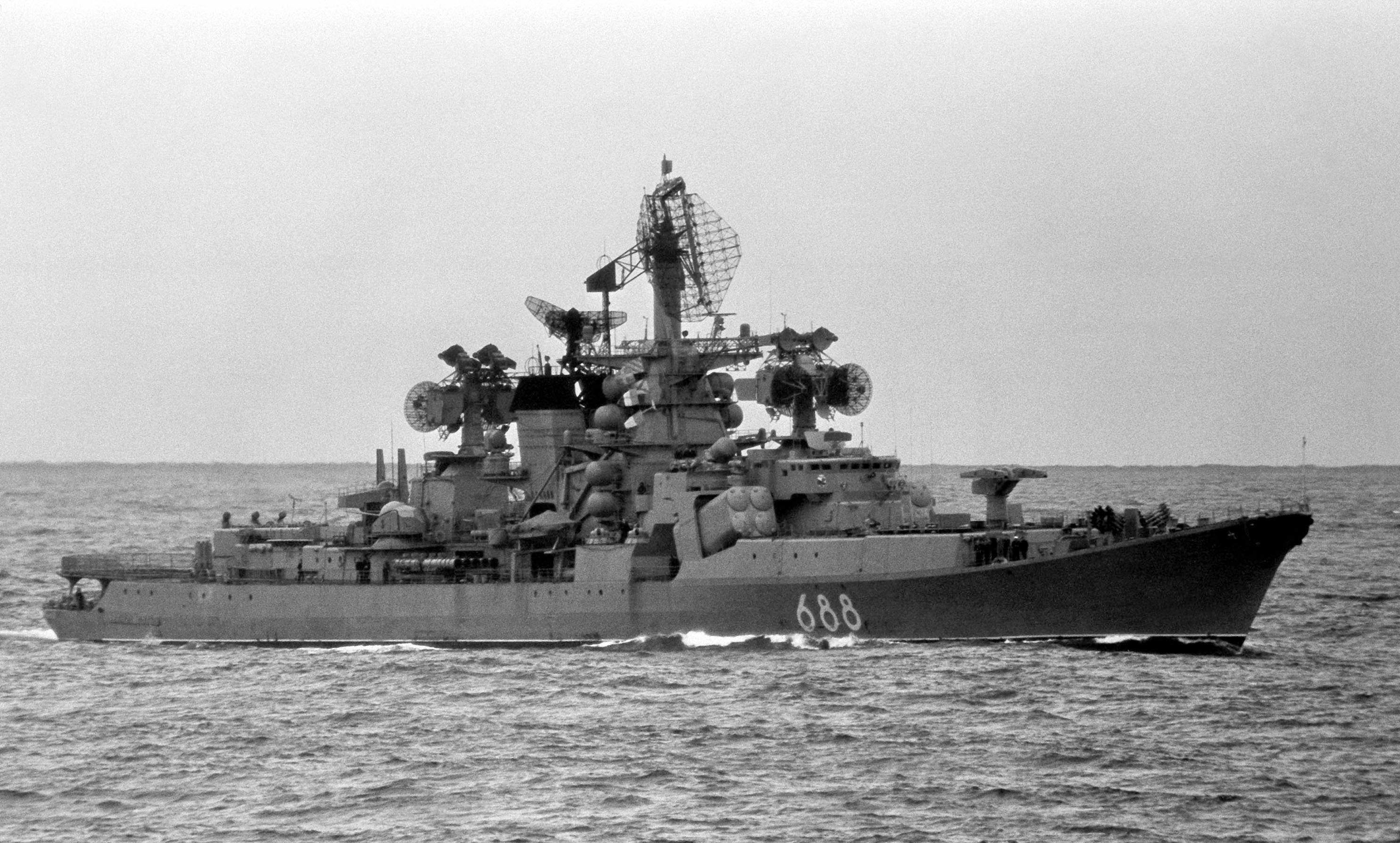 Адмирал Юмашев 1985.jpg