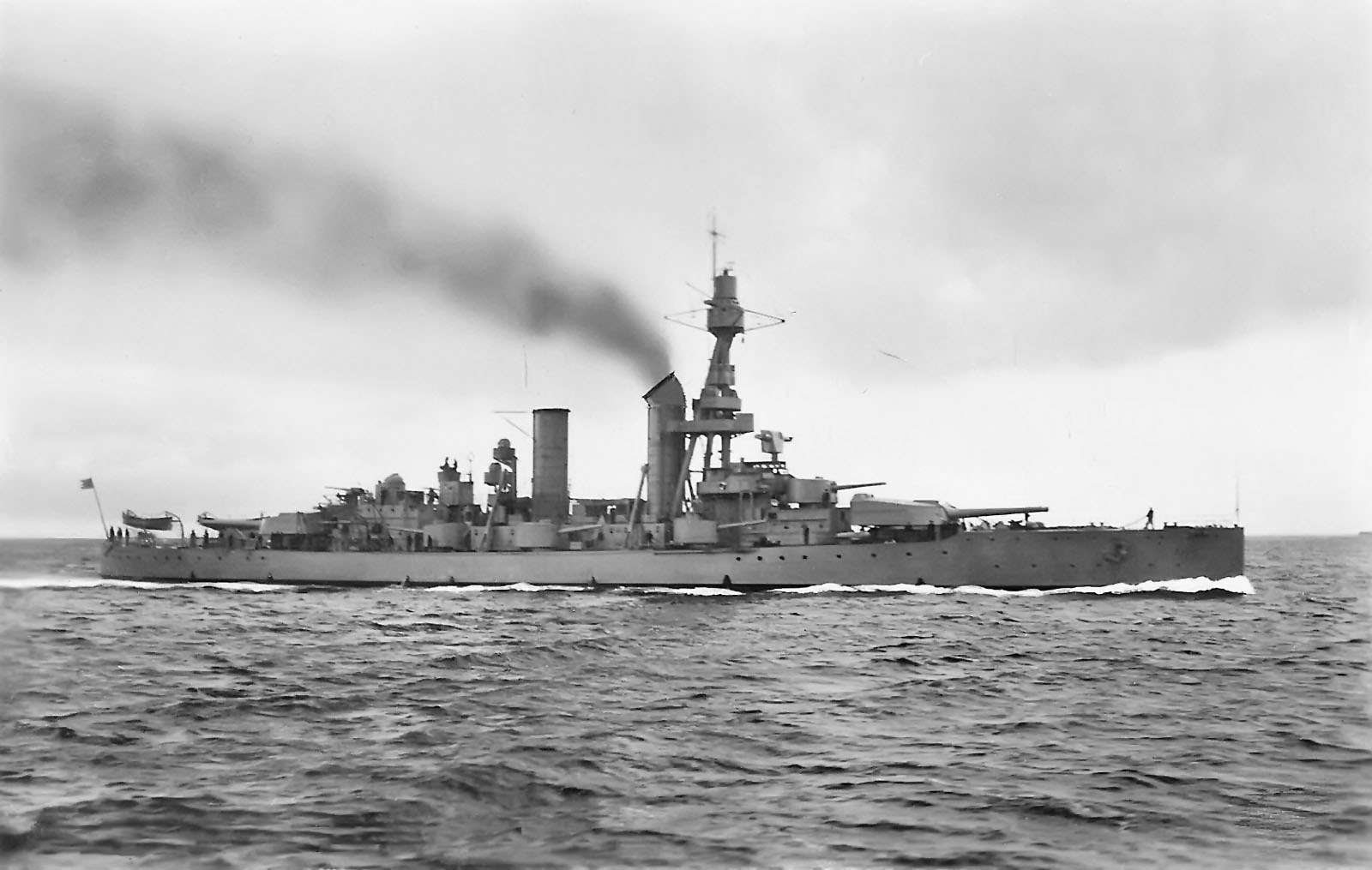 HSwMS_Drottning_Victoria_after_1931.jpg