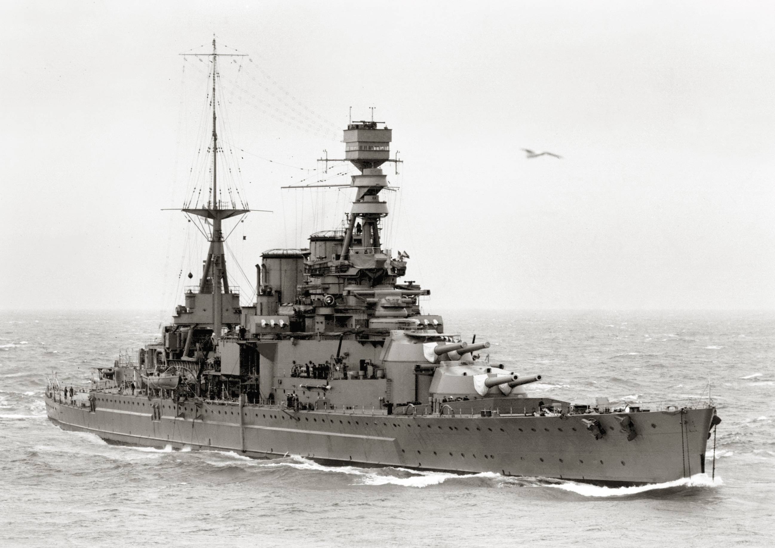 HMS Repulse 1.jpg