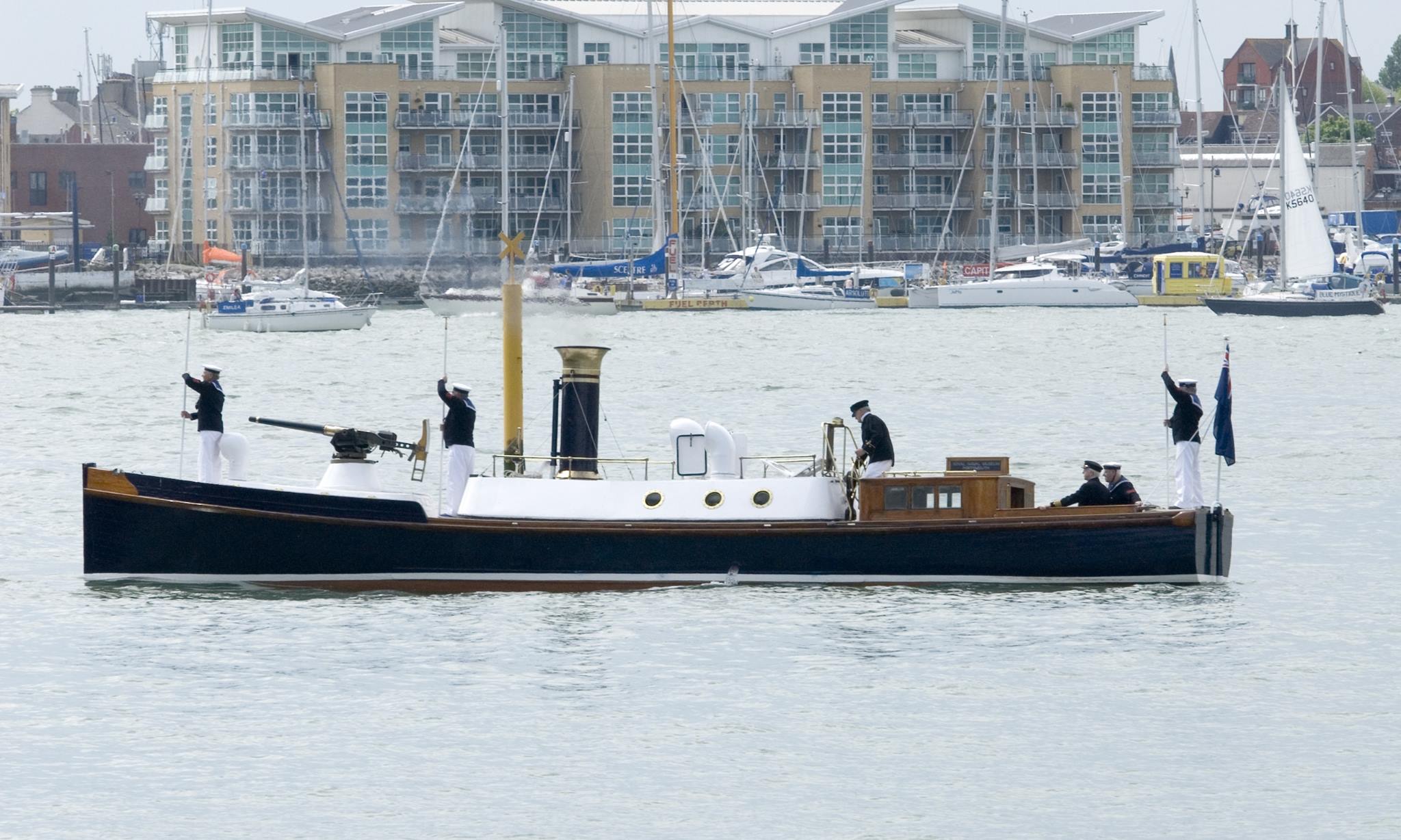 Steam Pinnace 199 was built for the Royal Navy at Cowes in 1911.jpg