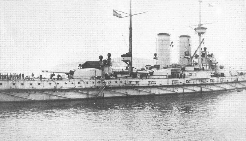 S.M.S. Zrinyi 1917 Kanal von Fasana.jpg