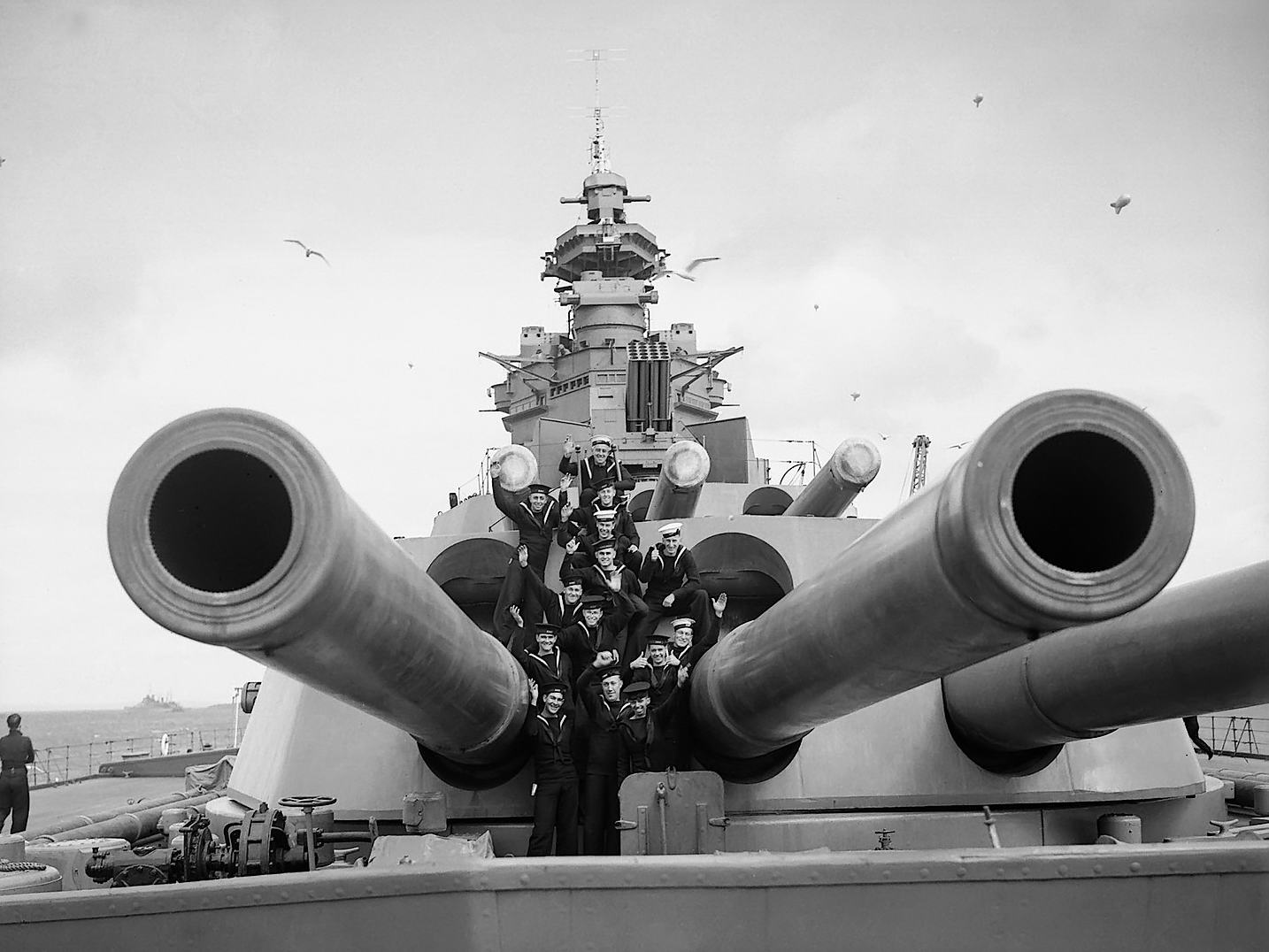 HMS Nelson - July 1941.jpg