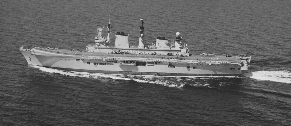 HMS Illustrious 4.jpg