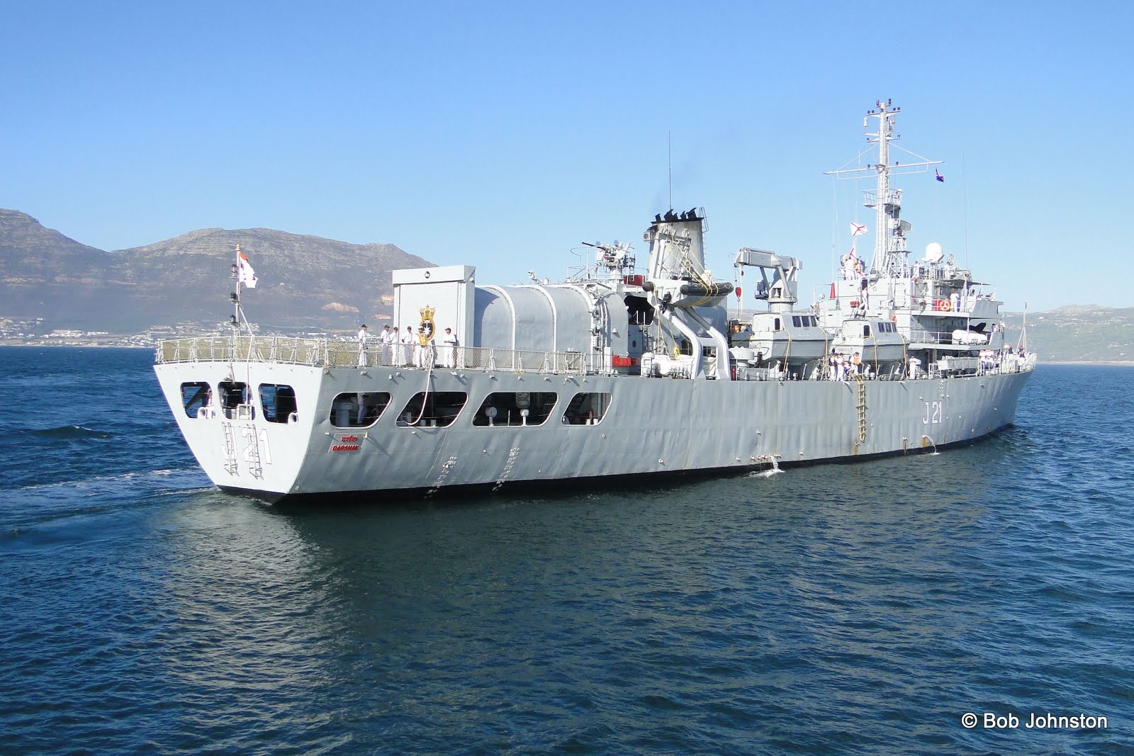 INS-Darshak-Indian-Navy-Ship-South-A[6].jpg