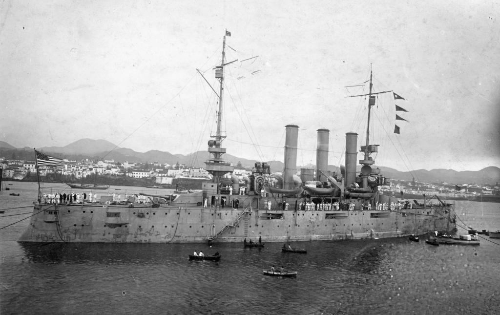 USS Rochester (CA-2) in May 1919 while serving as flagship for the USN destroyers acting as pickets for the US Navy flying boats NC-1, NC-3 and NC-4 transatlantic flight.jpg