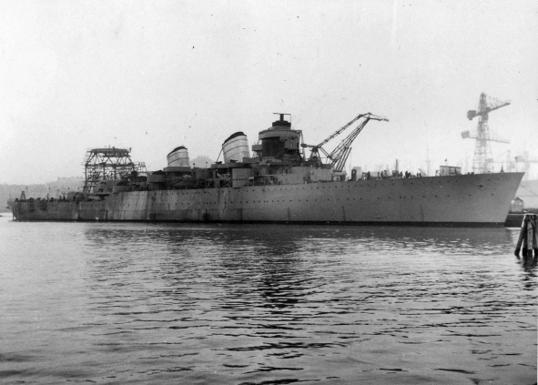 HMS_Tre_Kronor_during_construction.jpg